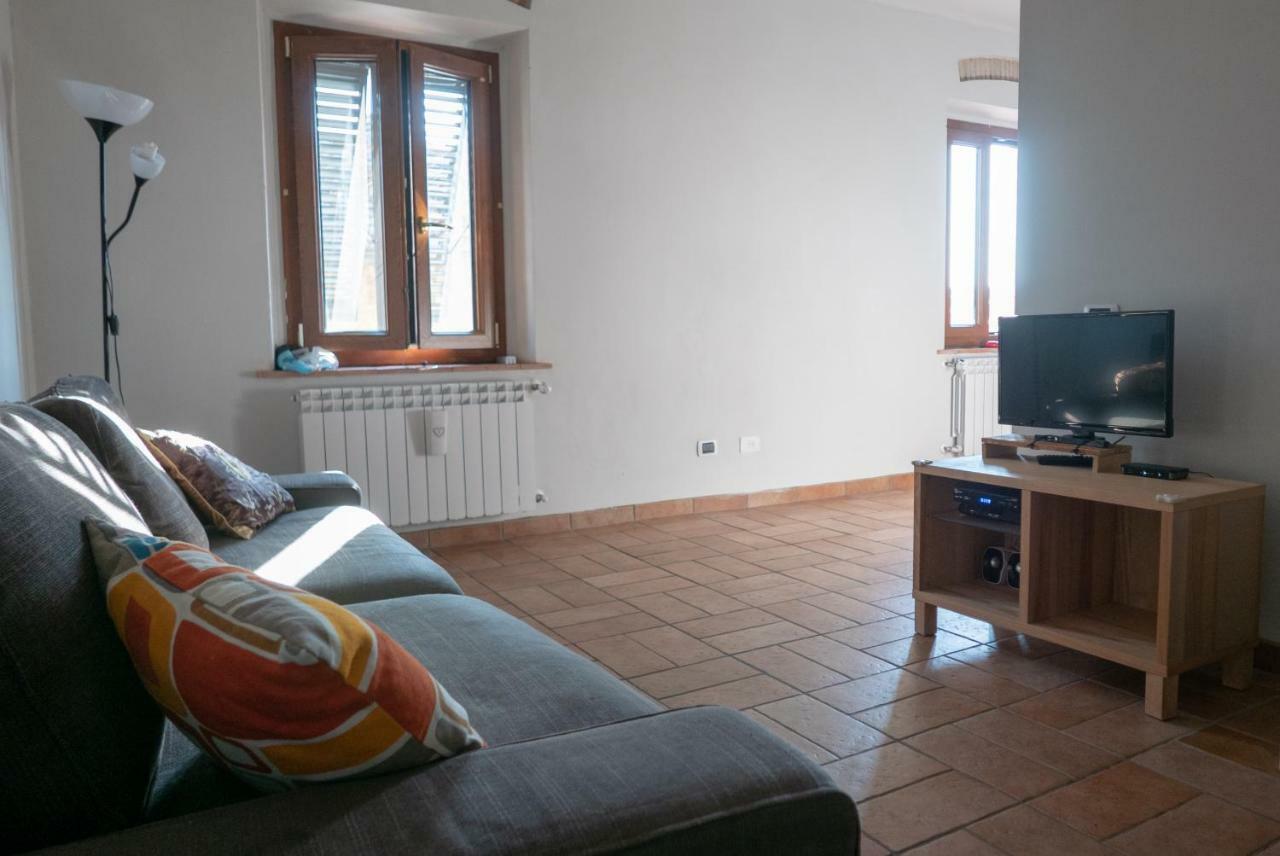 La Casa Di Paolo Sulla Via Francigena Daire Castelnuovo D'elsa Dış mekan fotoğraf